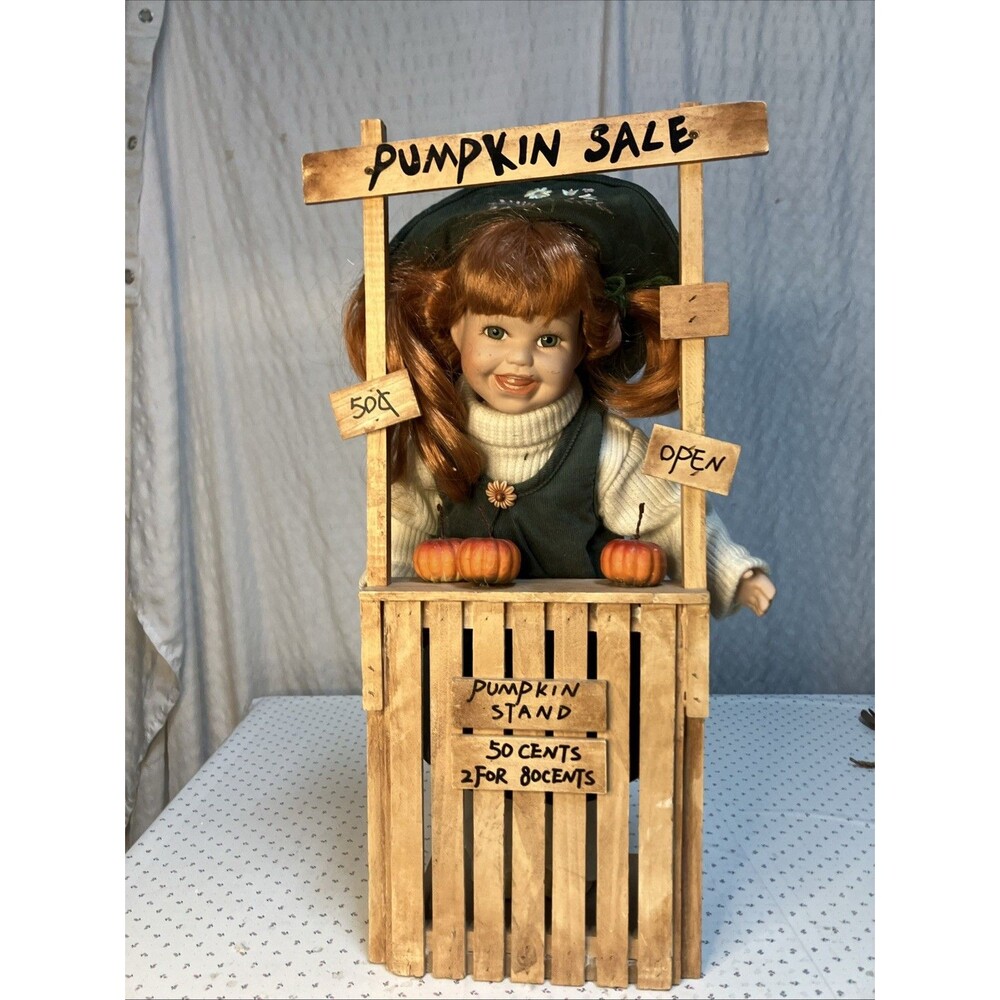 Seymour Mann Signature Collection Doll Pumpkin Sale Stand 18.5”
